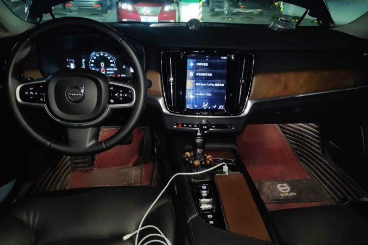 Used Volvo S90 2019 T5 Zhiyi Edition Center Console