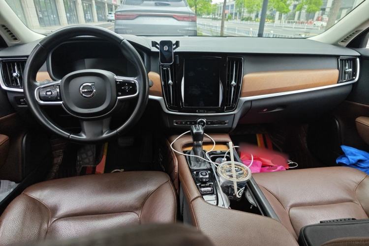 Used Volvo S90 2019 T5 Zhiyi Edition Center Console