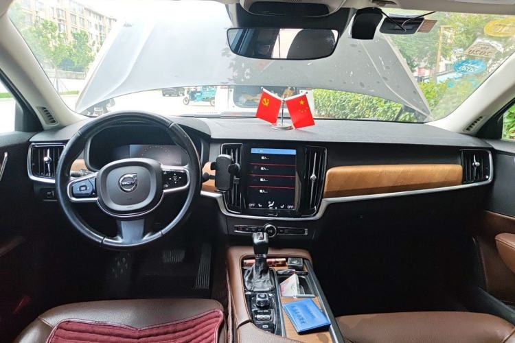Used Volvo S90 2019 T5 Zhiyi Edition Center Console