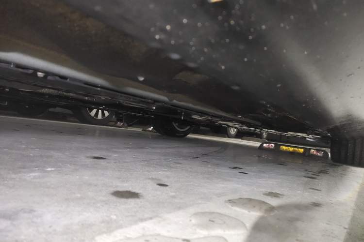 Used Volvo S90 2019 T5 Zhiyuan Edition Chassis Front Left