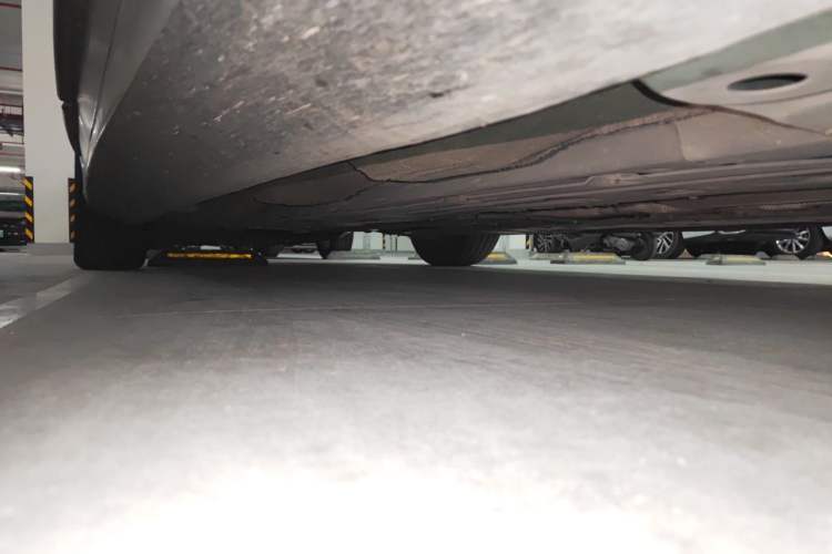Used Volvo S90 2019 T5 Zhiyi Edition Chassis Front Right
