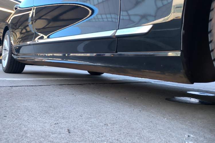 Used Volvo S90 2019 T5 Zhiyuan Edition Chassis Front Right