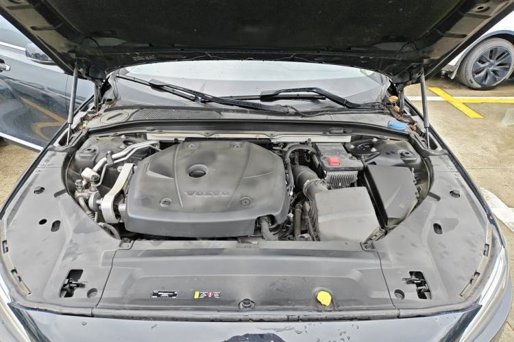 Used Volvo S90 2019 T5 Zhiyuan Edition Engine Bay