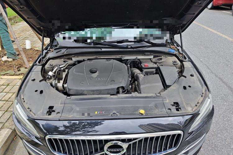 Used Volvo S90 2019 T5 Zhiyi Edition Engine Bay