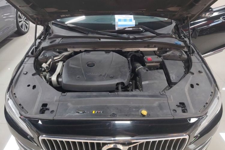 Used Volvo S90 2019 T5 Zhiyi Edition Engine Bay