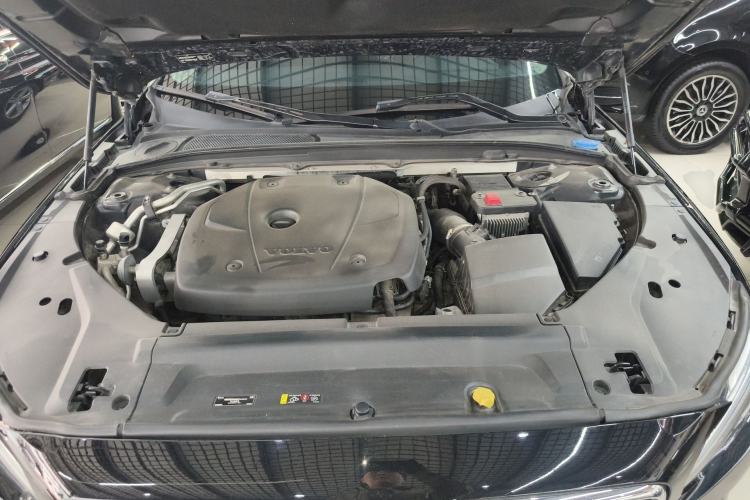 Used Volvo S90 2019 T5 Zhiyuan Edition Engine Bay