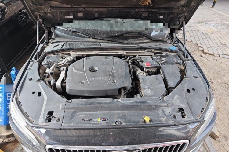 Used Volvo S90 2019 T5 Zhiyi Edition Engine Bay