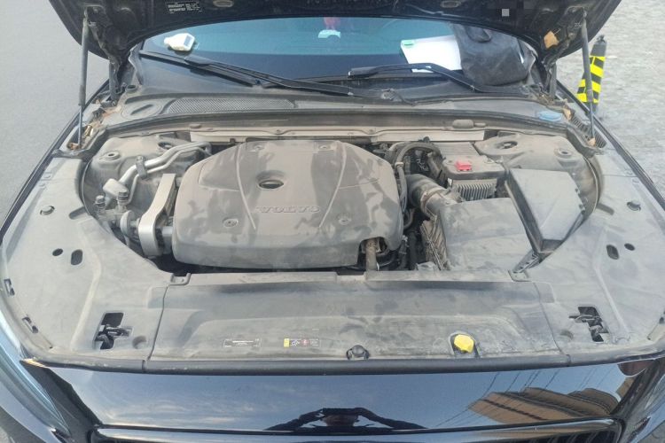 Used Volvo S90 2019 T5 Zhiyi Edition Engine Bay