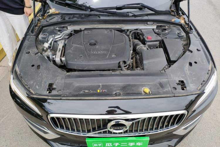 Used Volvo S90 2019 T5 Zhiyi Edition Engine Bay