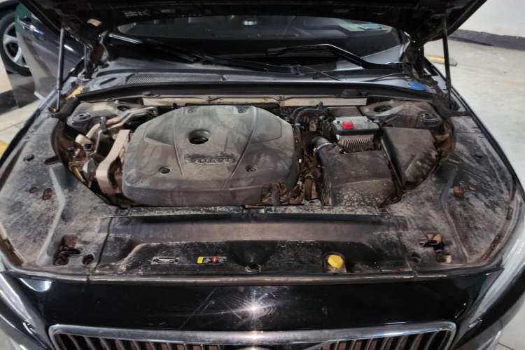 Used Volvo S90 2019 T5 Zhiyi Edition Engine Bay