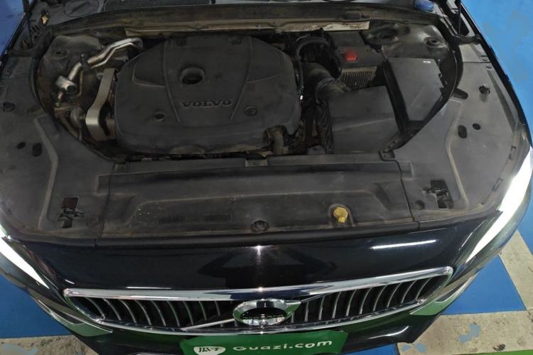 Used Volvo S90 2019 T5 Zhiyi Edition Engine Bay