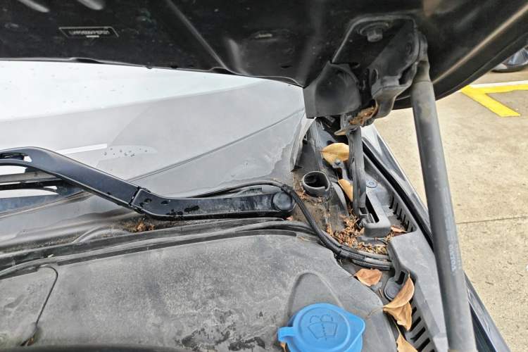 Used Volvo S90 2019 T5 Zhiyuan Edition Engine Bay Left