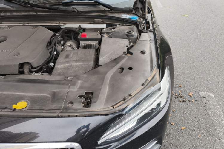 Used Volvo S90 2019 T5 Zhiyuan Edition Engine Bay Left