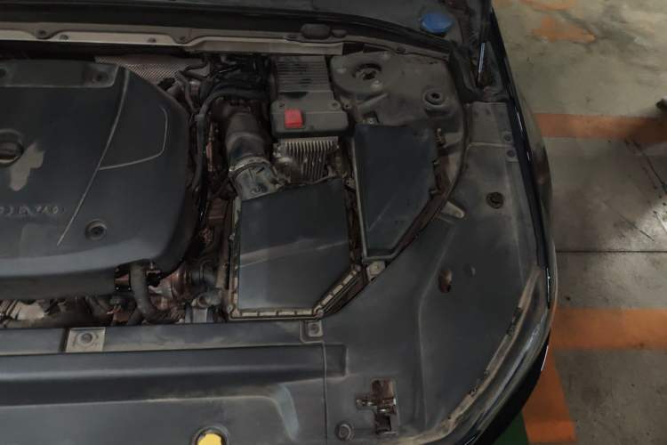 Used Volvo S90 2019 T5 Zhiyuan Edition Engine Bay Left