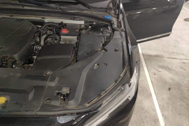 Used Volvo S90 2019 T5 Zhiyi Edition Engine Bay Left