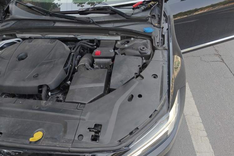 Used Volvo S90 2019 T5 Zhiyuan Edition Engine Bay Left