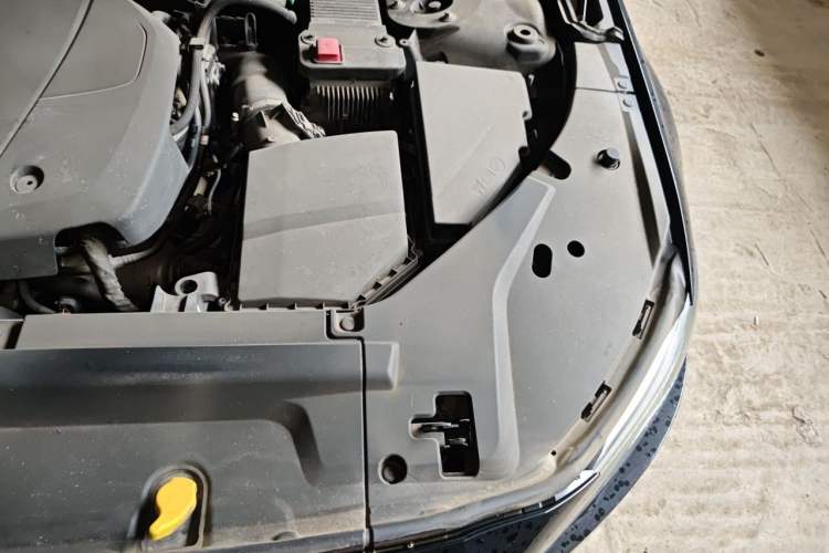 Used Volvo S90 2019 T5 Zhiyi Edition Engine Bay Left