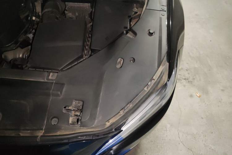 Used Volvo S90 2019 T5 Zhiyi Edition Engine Bay Left