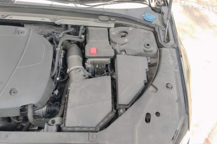 Used Volvo S90 2019 T5 Zhiyuan Edition Engine Bay Left