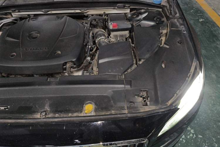 Used Volvo S90 2019 T5 Zhiyi Edition Engine Bay Left