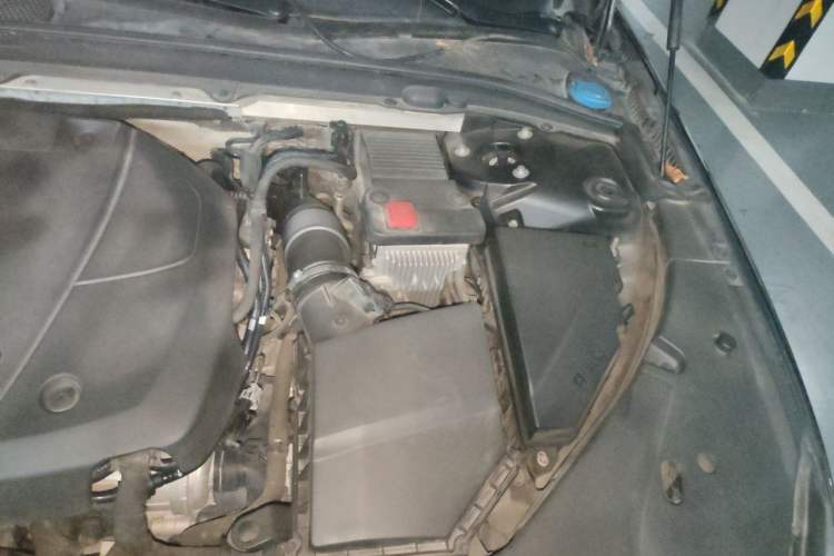 Used Volvo S90 2019 T5 Zhiyi Edition Engine Bay Left