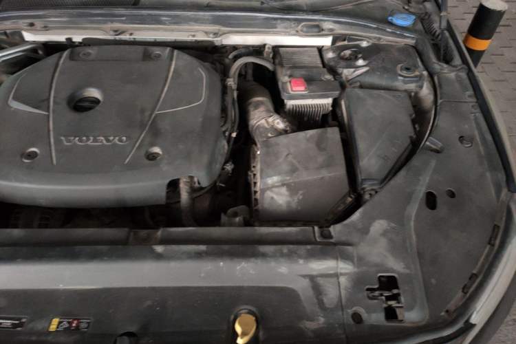 Used Volvo S90 2019 T5 Zhiyi Edition Engine Bay Left
