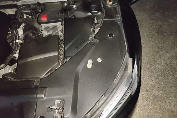 Used Volvo S90 2019 T5 Zhiyuan Edition Engine Bay Left