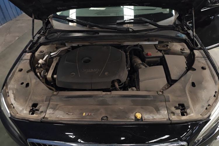 Used Volvo S90 2019 T5 Zhiyi Edition Engine Bay