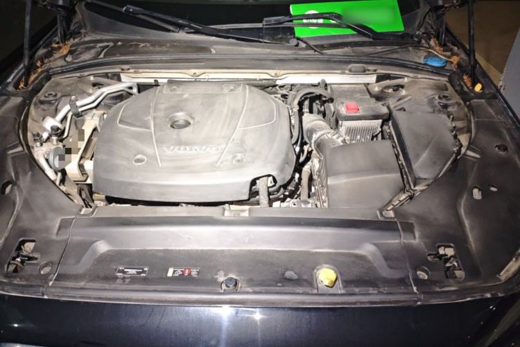 Used Volvo S90 2019 T5 Zhiyi Edition Engine Bay
