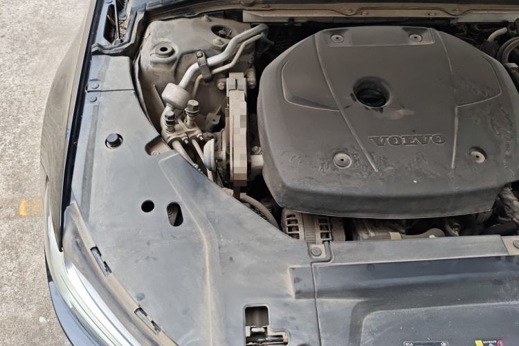Used Volvo S90 2019 T4 Zhiyi Edition Engine Bay Right