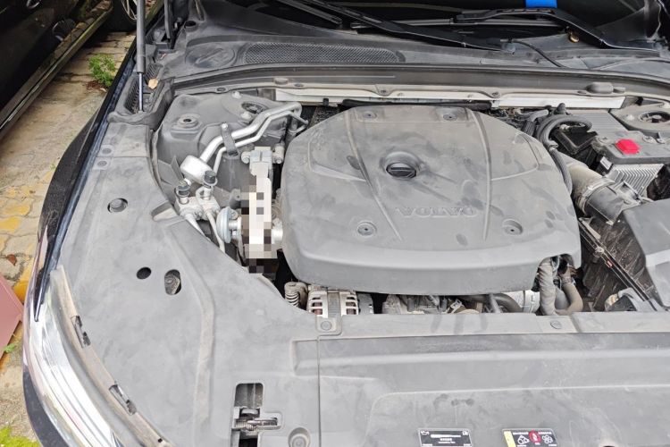 Used Volvo S90 2019 T5 Zhiyi Edition Engine Bay Right