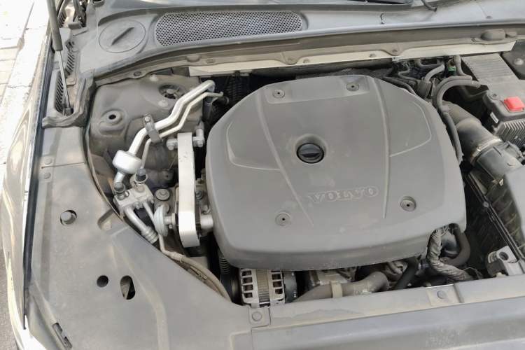 Used Volvo S90 2019 T5 Zhiyi Edition Engine Bay Right