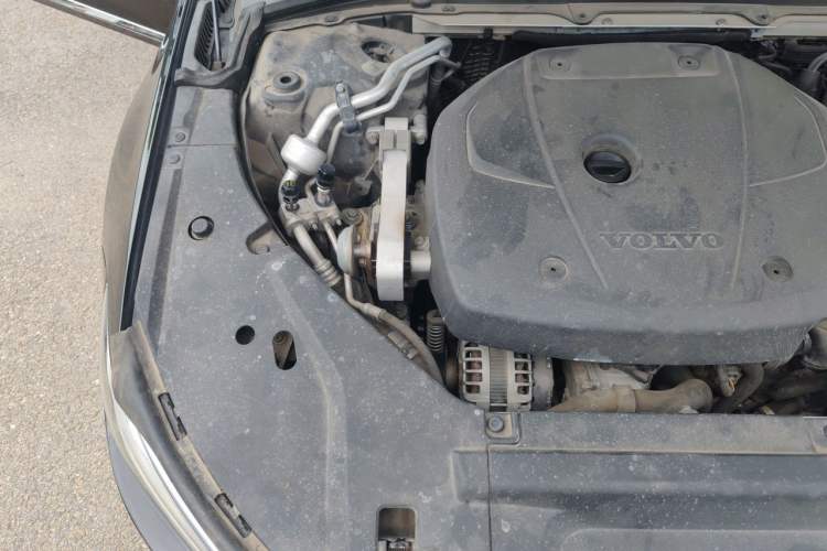 Used Volvo S90 2019 T5 Zhiyi Edition Engine Bay Right