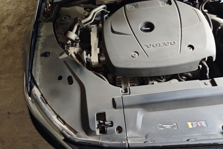 Used Volvo S90 2019 T5 Zhiyi Edition Engine Bay Right