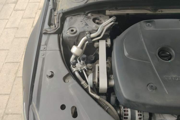Used Volvo S90 2019 T5 Zhiyuan Edition Engine Bay Right