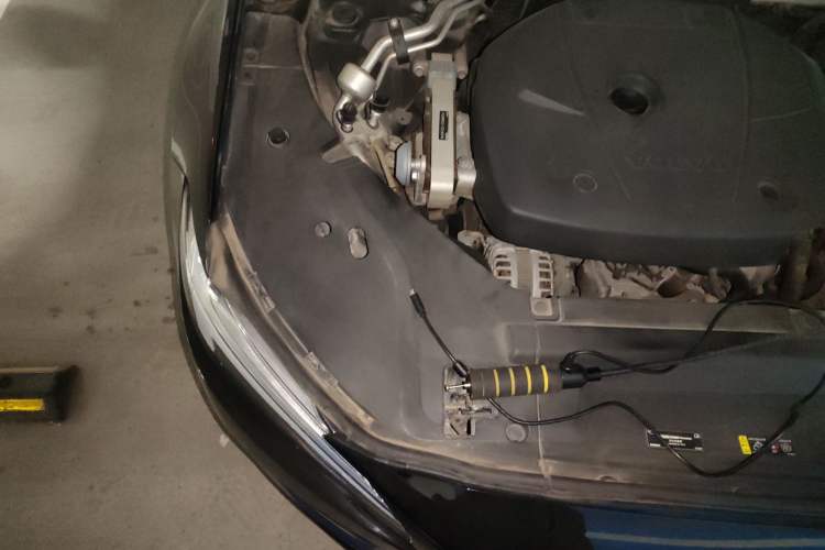 Used Volvo S90 2019 T5 Zhiyi Edition Engine Bay Right