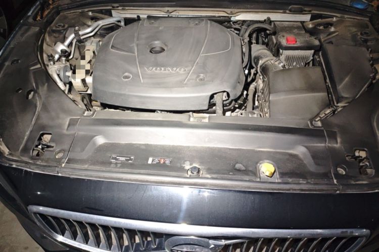 Used Volvo S90 2019 T5 Zhiyi Edition Engine Bay Right