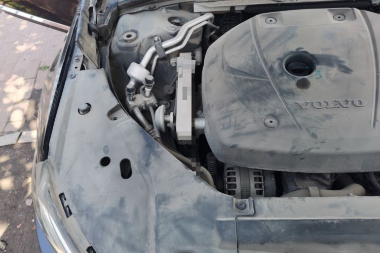 Used Volvo S90 2019 T5 Zhiyi Edition Engine Bay Right