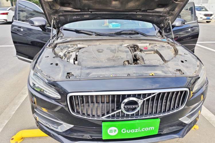 Used Volvo S90 2019 T5 Zhiyi Edition Engine Bay Right