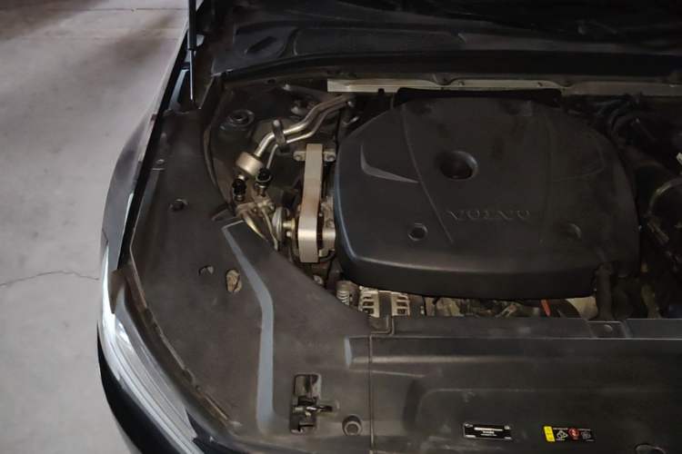 Used Volvo S90 2019 T5 Zhiyi Edition Engine Bay Right