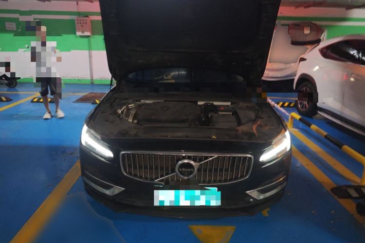 Used Volvo S90 2019 T5 Zhiyi Edition Engine Bay