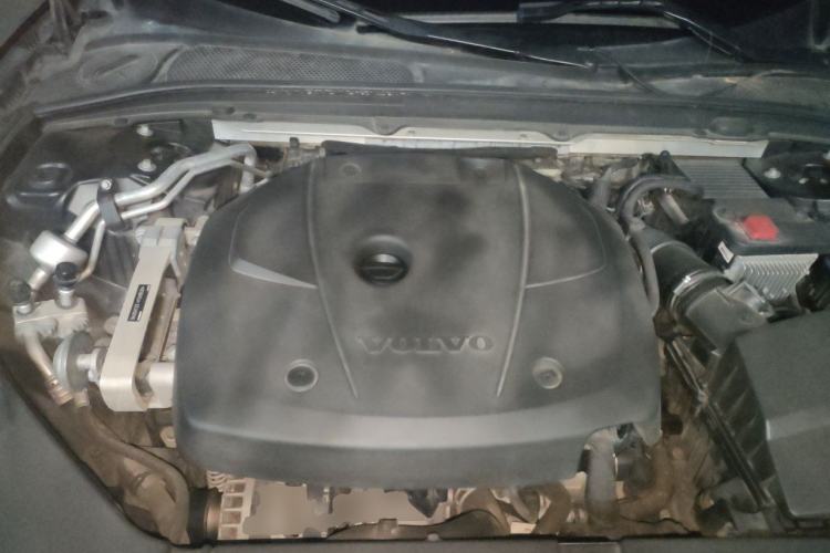 Used Volvo S90 2019 T5 Zhiyi Edition Engine Bay