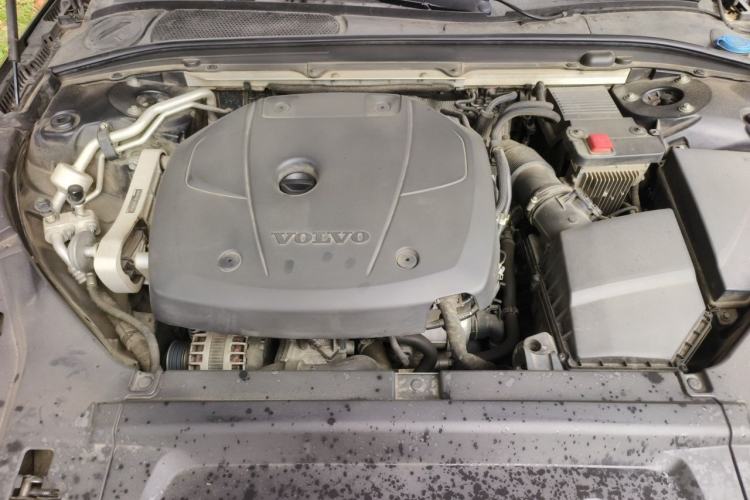 Used Volvo S90 2019 T5 Zhiyuan Edition Engine Bay