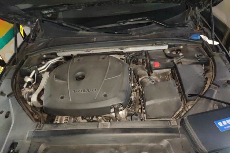 Used Volvo S90 2019 T5 Zhiyi Edition Engine Bay