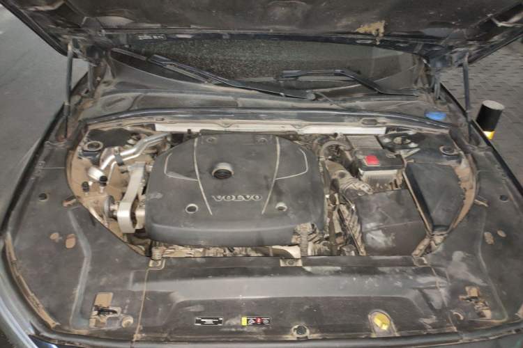 Used Volvo S90 2019 T5 Zhiyi Edition Engine Bay