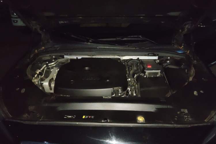 Used Volvo S90 2019 T5 Zhiyuan Edition Engine Bay