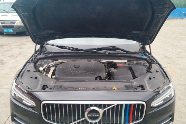 Used Volvo S90 2019 T5 Zhiyi Edition Engine Bay