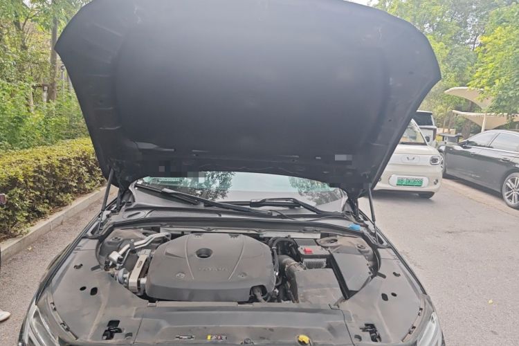 Used Volvo S90 2019 T5 Zhiyi Edition Engine Bay