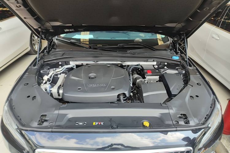 Used Volvo S90 2019 T5 Zhiyi Edition Engine Bay