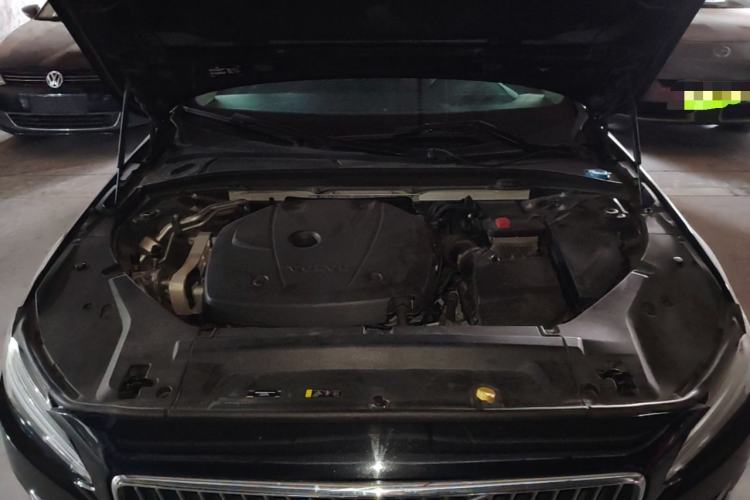 Used Volvo S90 2019 T5 Zhiyi Edition Engine Bay